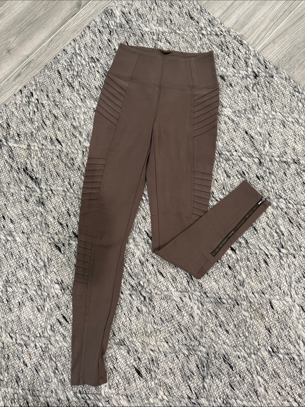 Athleta Delancey Moto Tight XXS